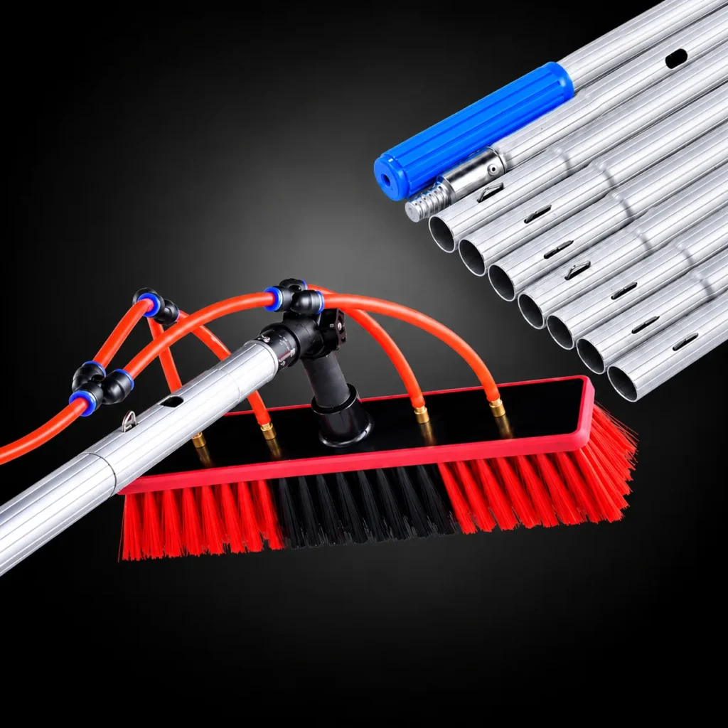 Sezioni di asta in alluminio e testa a spazzola del SolarClean 9M